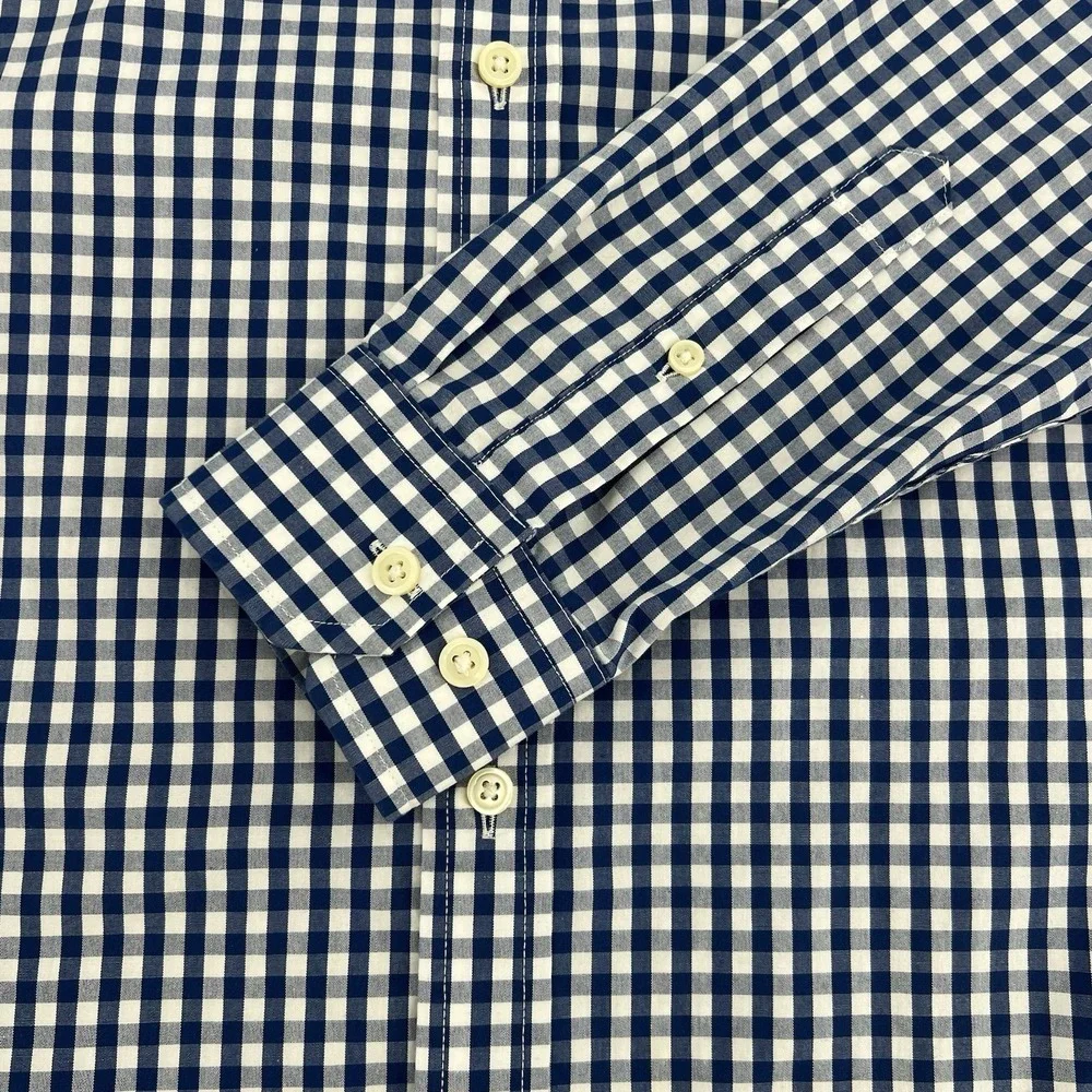 Banana Republic Men's Shirt Size SMALL 14-14 1/2 Slim Fit Blue Check Long Sleeve